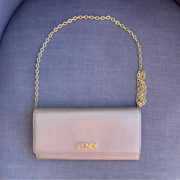 Fendi long wallet - Picture 1 of 8